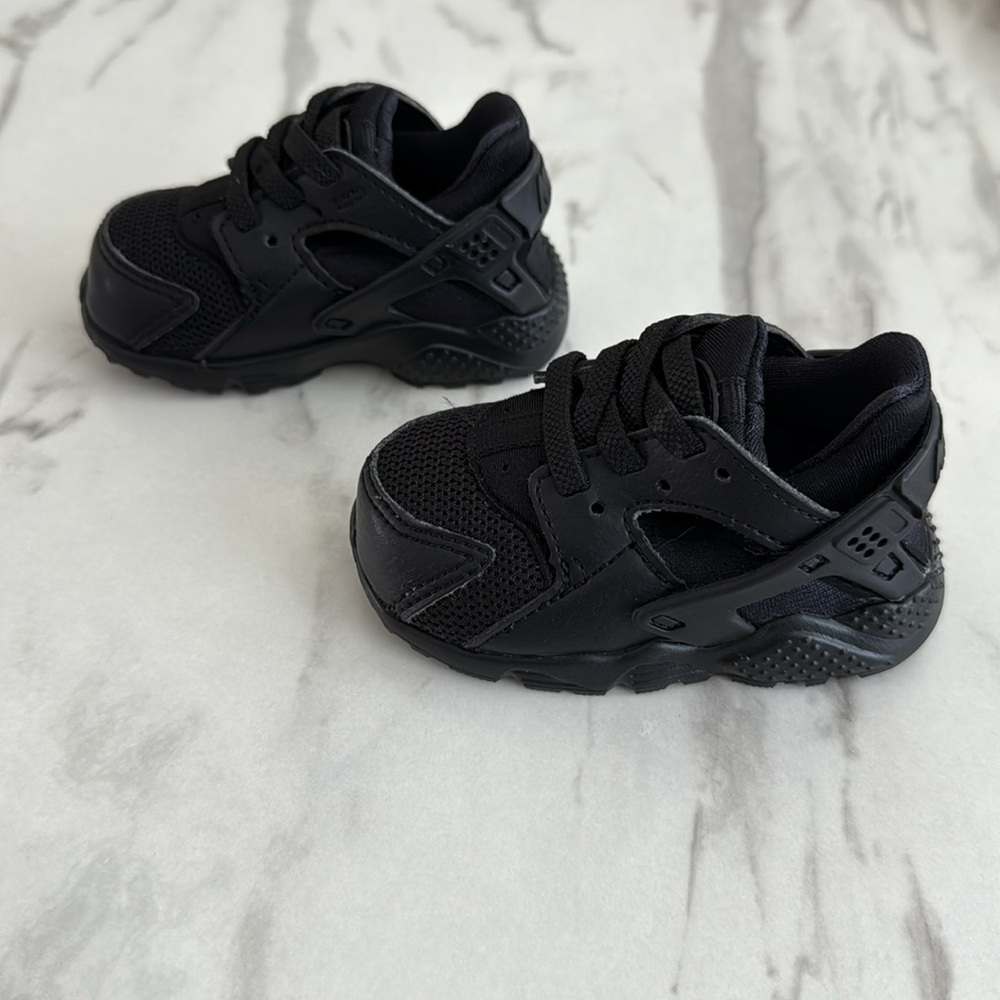 NIKE Baby/Toddler Huarache Run Sneaker Sz 3C - Picture 3 of 6